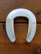 Load image into Gallery viewer, Nanric 4 Point Rail Shoe, Size 0 (each)